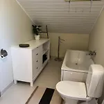 Sjarmerende Hus I Nydelige Tromso! Nyaraló *
