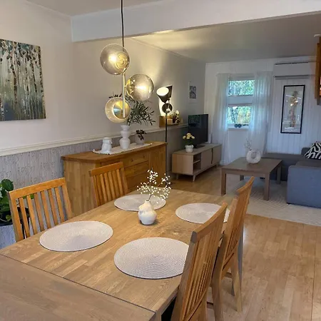 Sjarmerende Hus I Nydelige Tromso! *