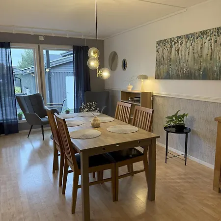 Sjarmerende Hus I Nydelige Tromso! Hébergement de vacances *