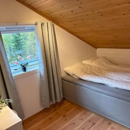Sjarmerende Hus I Nydelige Tromso! *